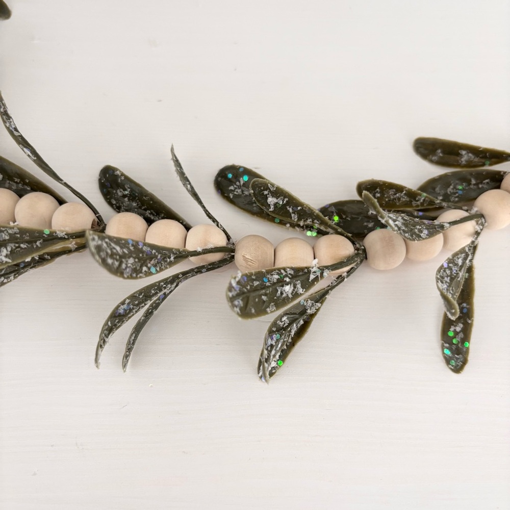 HOBBY LOBBY (2) Icy Mistletoe Beaded Garlands NWT - Picture 3 of 7